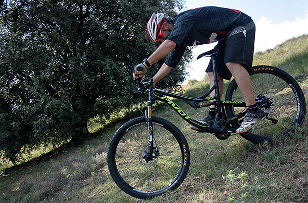 A prueba: Pivot Mach 4 Carbon XT Edition (y amortiguador Fox DPS 2016)