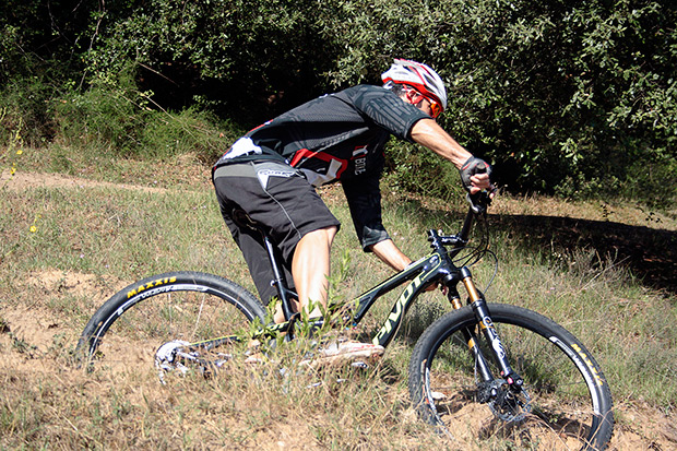 A prueba: Pivot Mach 4 Carbon XT Edition (y amortiguador Fox DPS 2016)