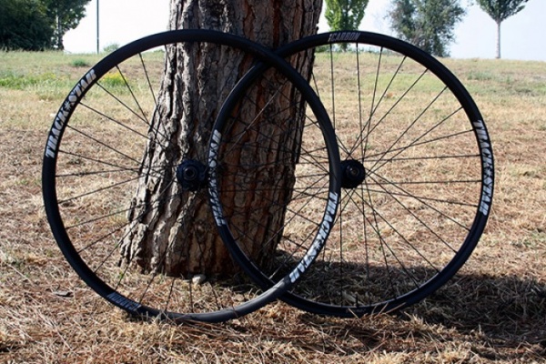 A prueba: Ruedas de carbono TrackStar 29 XC con perfil de 30 milímetros