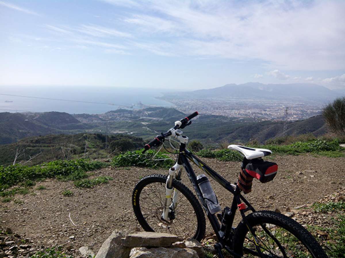 La foto del día en TodoMountainBike: 'Subida al Puerto del León'