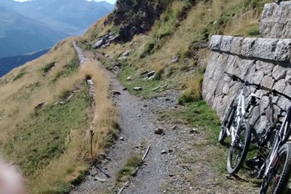 La foto del día en TodoMountainBike: "Ruta Vall Fosca con BTT"