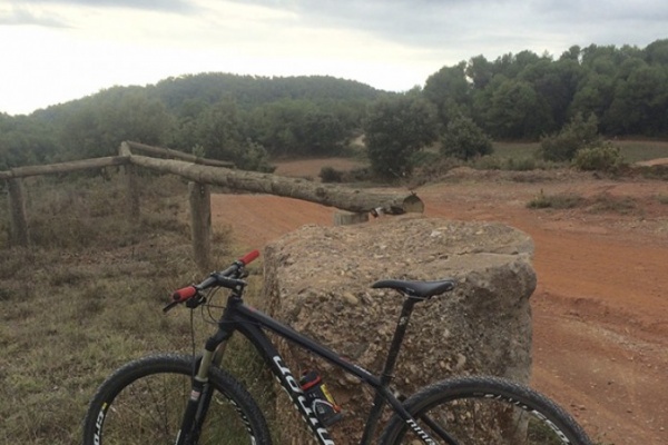 La foto del día en TodoMountainBike: "Entre Castellar del Vallès y Sant Llorenç del Munt"