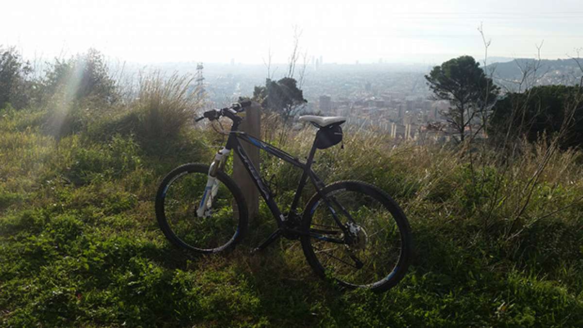 La foto del día en TodoMountainBike: "Salida por Collserola"