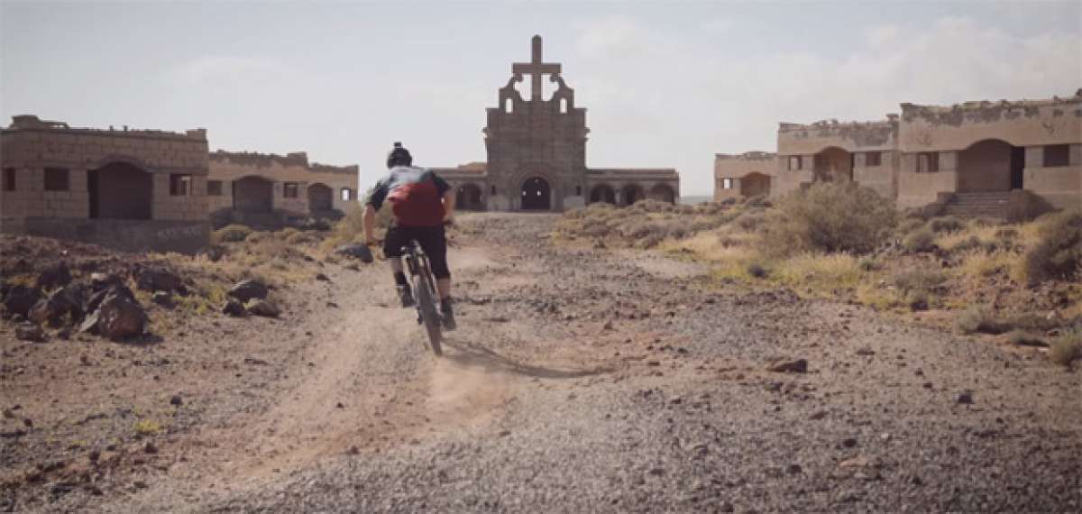 Sam Pilgrim + La nueva NS Bikes Snabb + La isla de Tenerife = Lección de Enduro