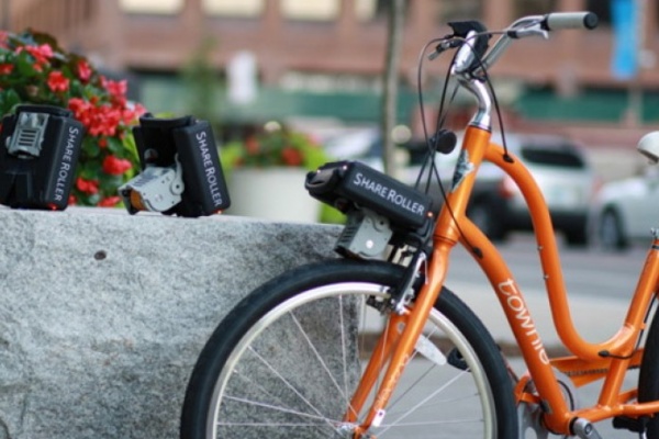 ShareRoller, un dispositivo portátil para convertir cualquier bicicleta en una flamante e-Bike