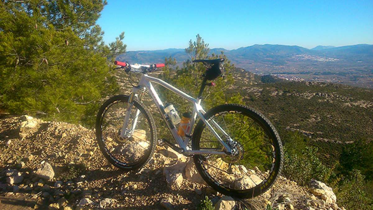 La foto del día en TodoMountainBike: 'Paseando por la sierra del Maigmó'