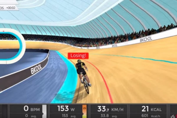 Juegos de velódromo y equipaciones personalizadas, algunas de las mejoras del simulador de Bkool