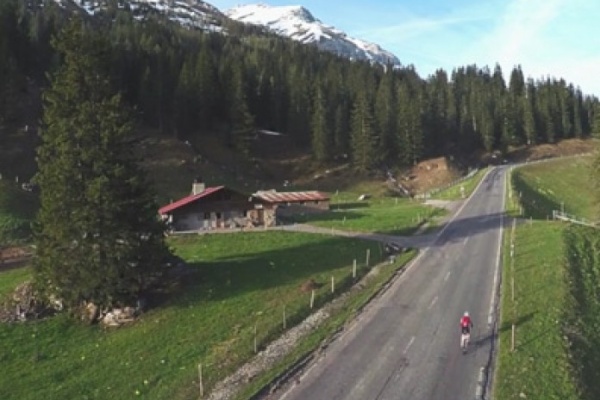 Para amantes del asfalto: Descubriendo la estación invernal suiza de Gstaad