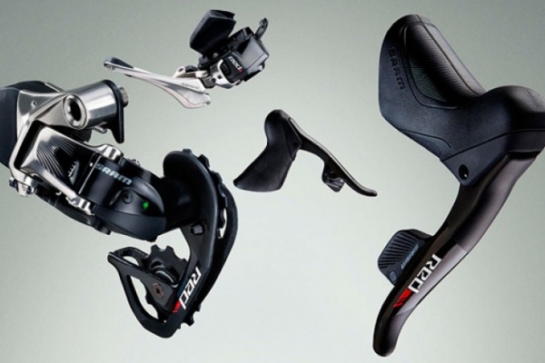 SRAM Red eTap, el nuevo grupo electrónico (e inalámbrico) del gigante estadounidense
