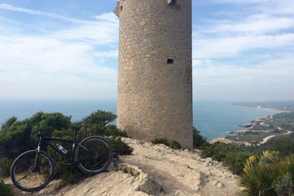 La foto del día en TodoMountainBike: "La Torre Badum"