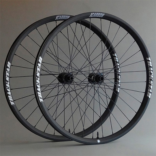 TrackStar Wheels, ruedas de carbono 'a la carta' con perfil ancho y garantía nacional