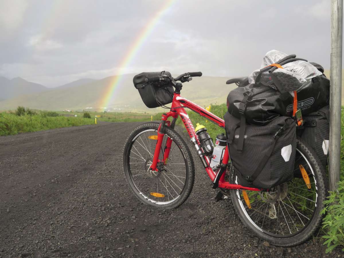 La foto del día en TodoMountainBike: 'Viaje en bici por Islandia'