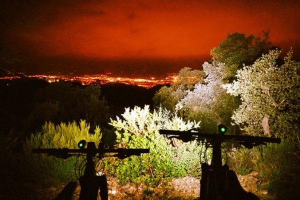 La foto del día en TodoMountainBike: "Visión nocturna"