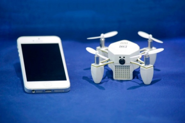 ZANO, un pequeño "drone" con función de seguimiento para grabar nuestras aventuras ciclistas