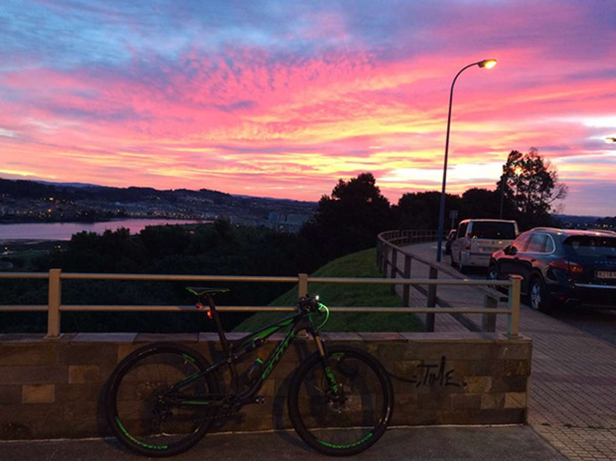 La foto del día en TodoMountainBike: 'Amanecer en la Ría del Burgo'