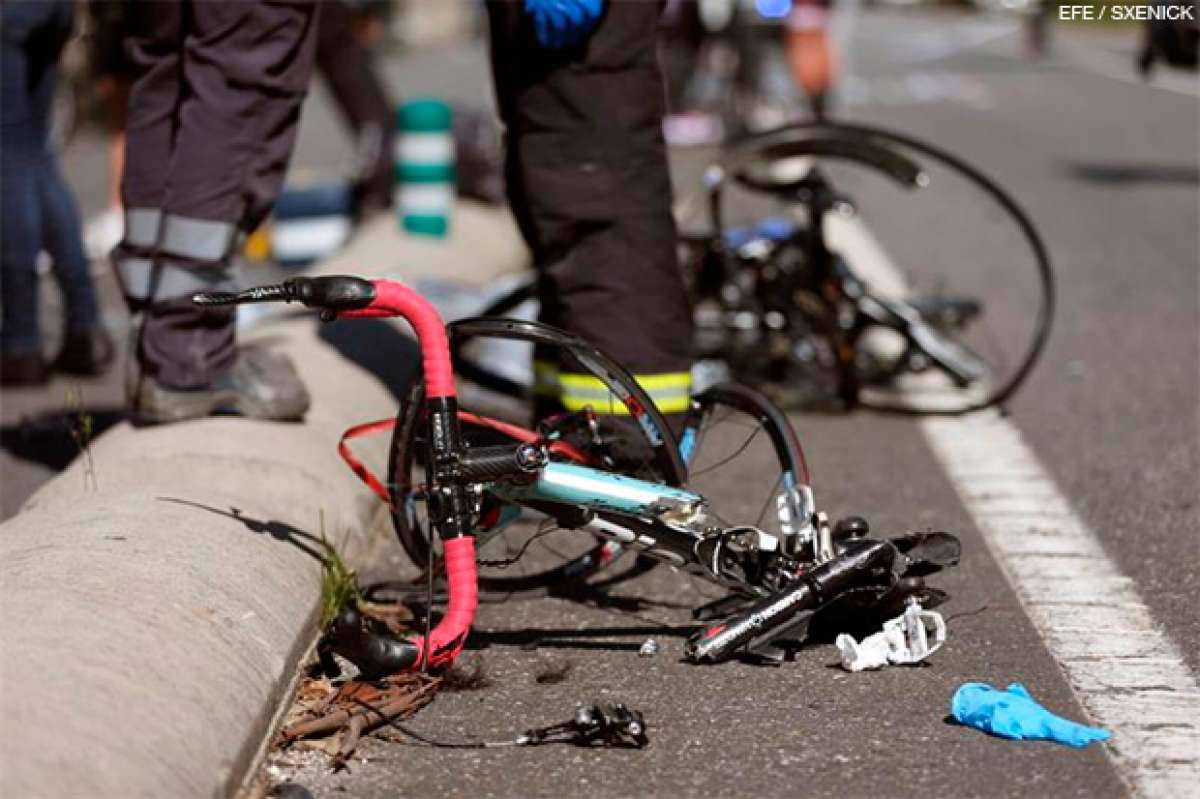 Brutal atropello de un pelotón de ciclistas en Pontevedra por un conductor de 87 años
