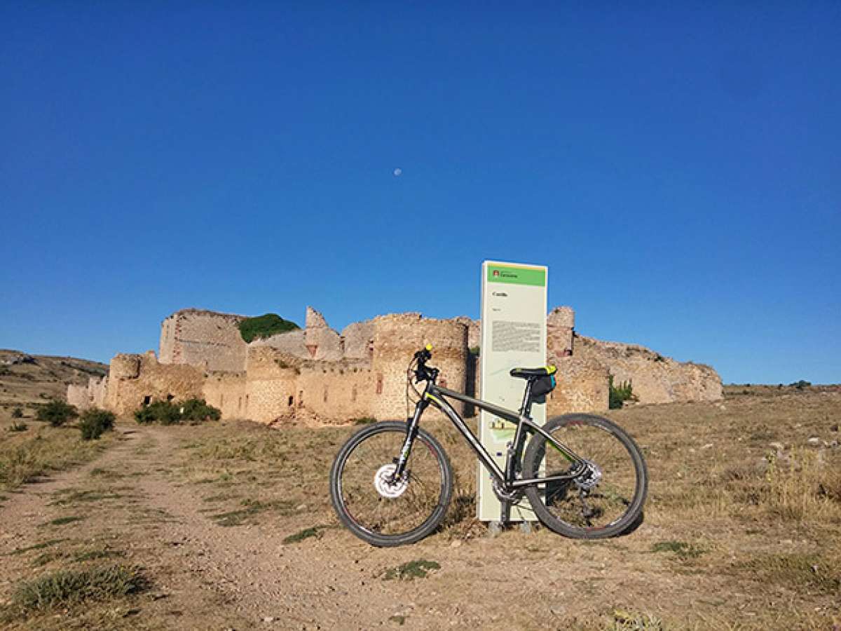 La foto del día en TodoMountainBike: 'Castillo de la Cara-Cena'