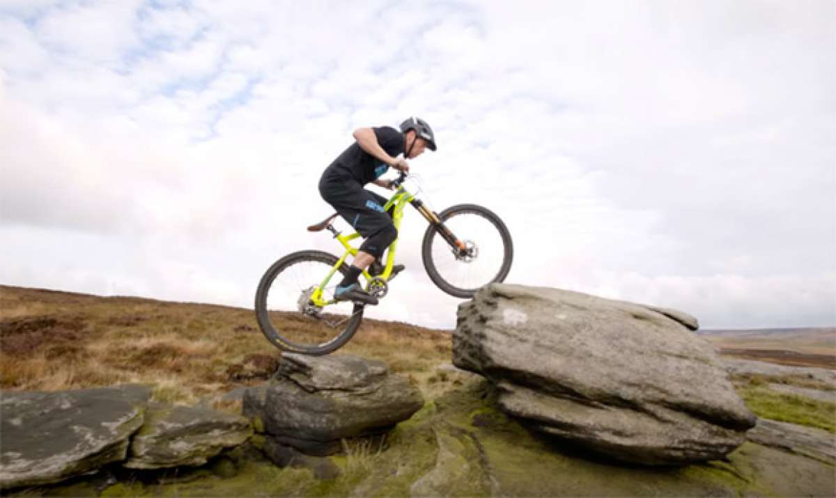 En TodoMountainBike: Espectacular sesión invernal de Mountain-Trial-Biking con Chris Akrigg y su Mongoose Teocali