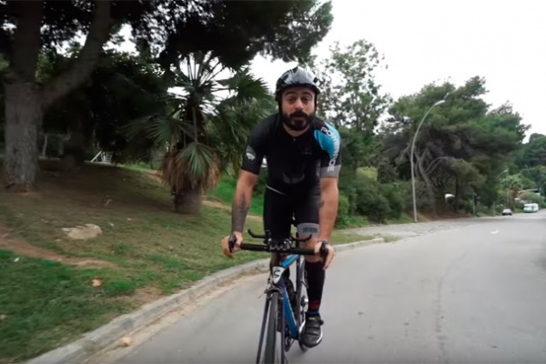 ¿Cómo grabar vídeos sobre la bicicleta? Valentí Sanjuan nos lo explica