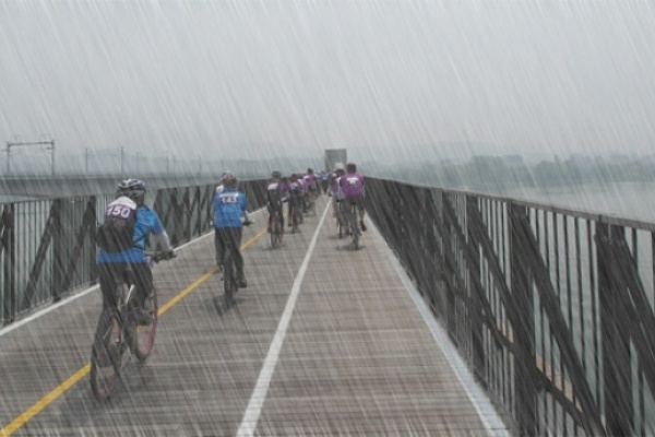 Algunos consejos para hacer ciclismo de montaña en días lluviosos