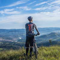 Las siete cosas esenciales que todo ciclista debe llevar en una salida
