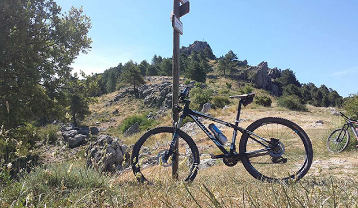 La foto del día en TodoMountainBike: 'La Cruz de Víznar'