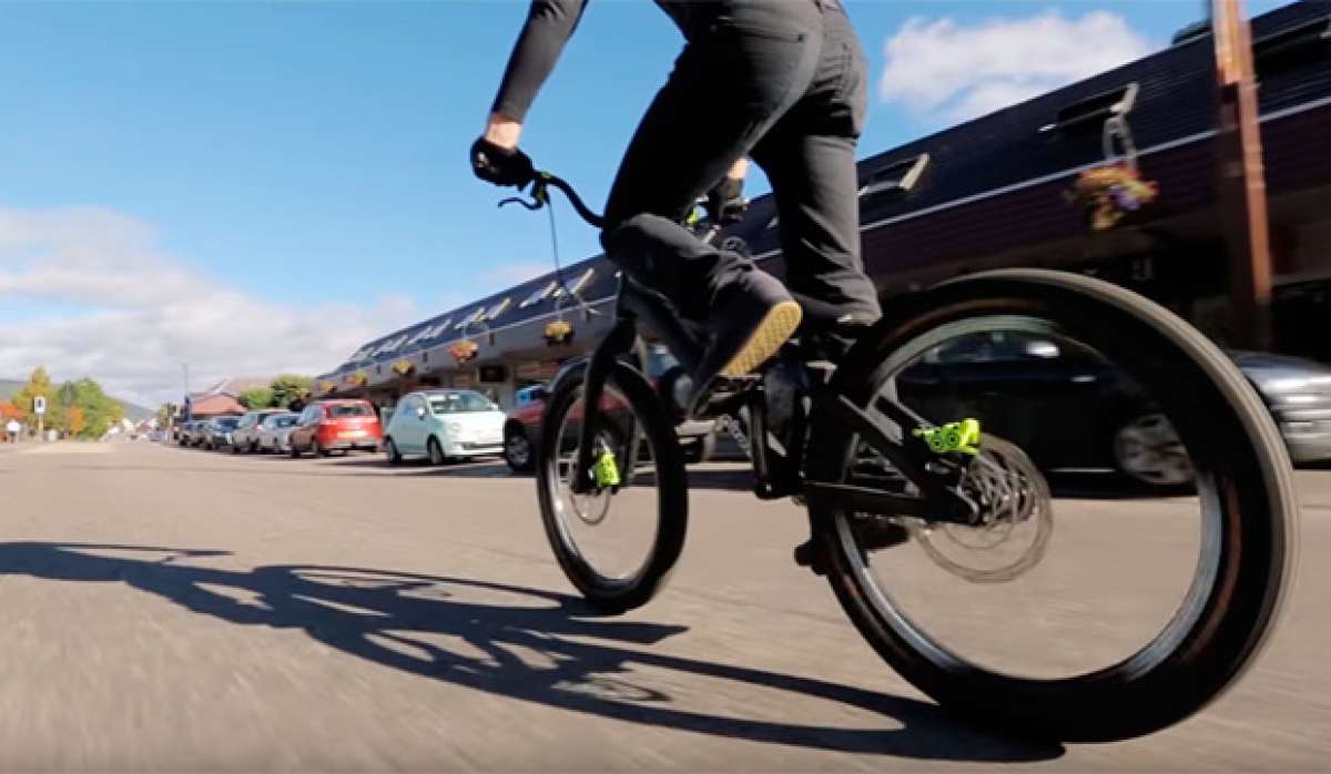 Espectáculo de Danny MacAskill por las calles de Aviemore (Escocia)