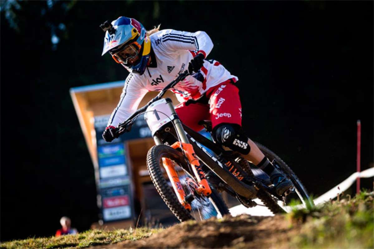 El descenso ganador de Rachel Atherton en el Campeonato del Mundo UCI DHI 2016 de Val Di Sole