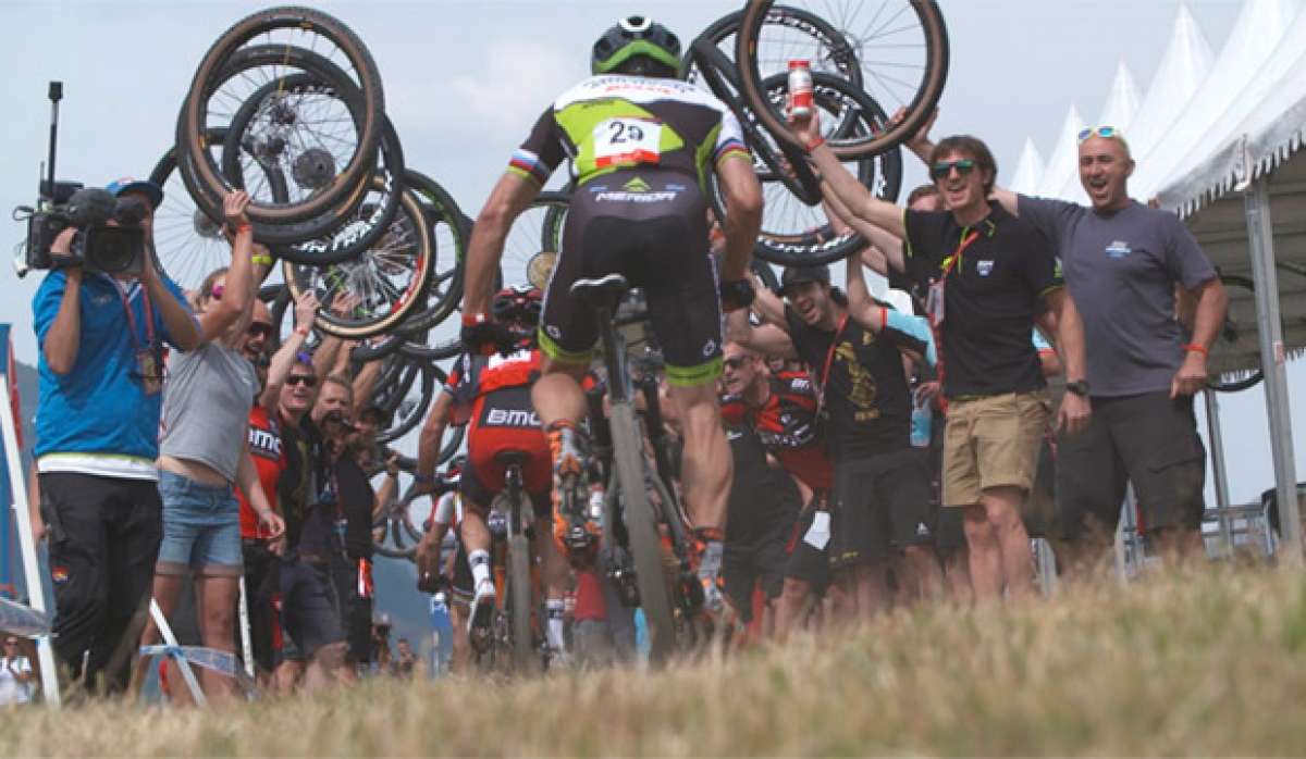 La despedida del Multivan Merida Biking Team en la Copa del Mundo UCI XCO 2016