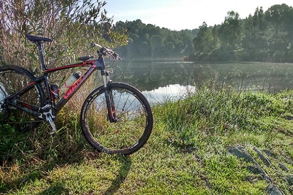 La foto del día en TodoMountainBike: "Desayuno en el Embalse del Campanario"