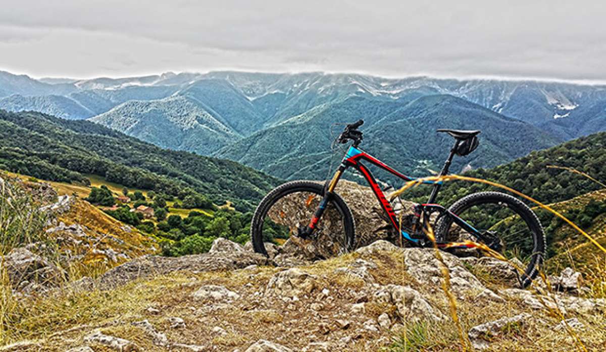 En TodoMountainBike: La foto del día en TodoMountainBike: 'Recompensa después de 6 km de ascenso'