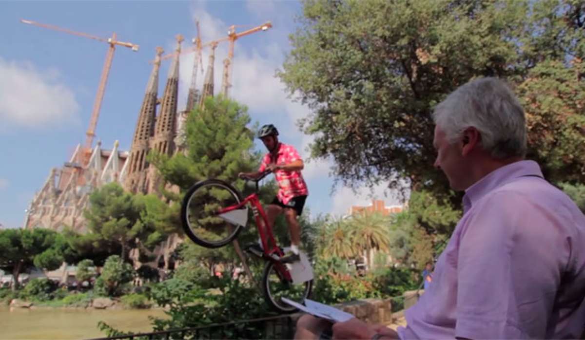 Trial Biking por las calles de Barcelona con Pol Tarrés y Sergi Llongueras