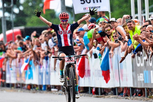 La final del Campeonato del Mundo XCO 2016 desde la bicicleta de Lea Davison