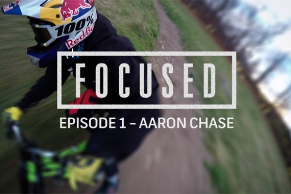 "Focused- Episodio 1", conociendo de cerca a Aaron Chase