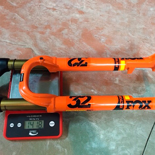 En TodoMountainBike: Primeras imágenes (y peso) de la nueva horquilla Fox 32 Factory SC 2017