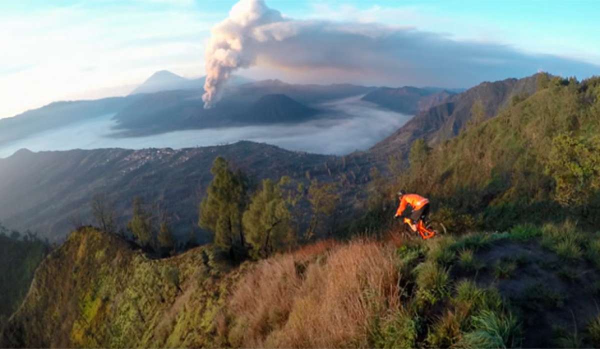 En TodoMountainBike: Las mejores escenas grabadas con una GoPro en 2016