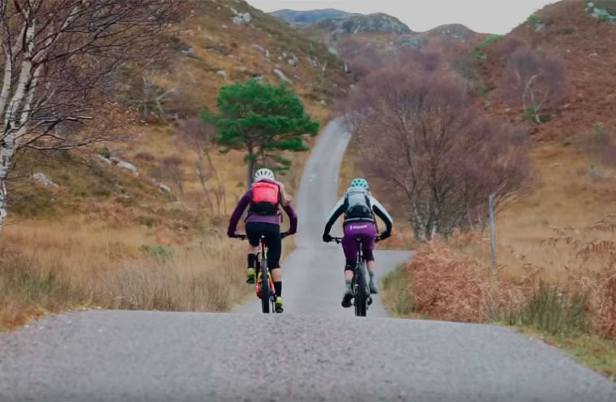 En TodoMountainBike: Mountain Bike en familia con Hannah Barnes, su mamá, y dos Specialized