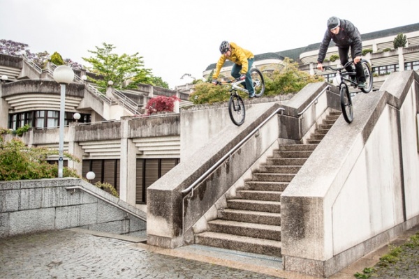 Trial urbano con Hans Rey y Dominik Raab por las calles de Linz (Austria)