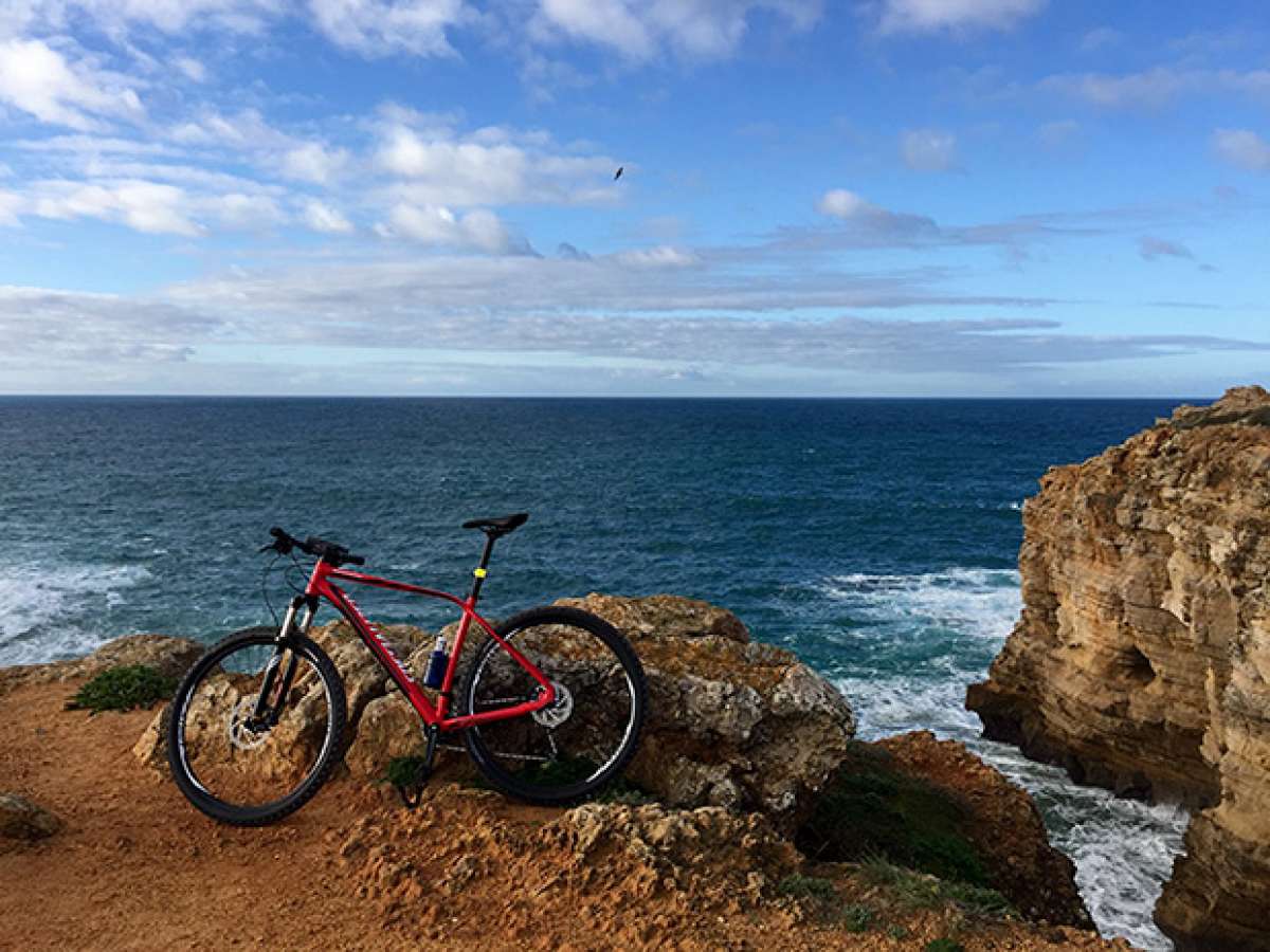 La foto del día en TodoMountainBike: 'Hasta el infinito'