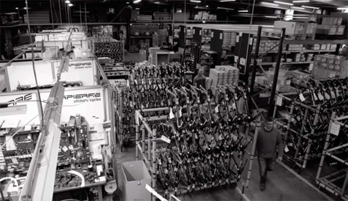 Un día en las instalaciones de Lapierre en Dijon (Francia)