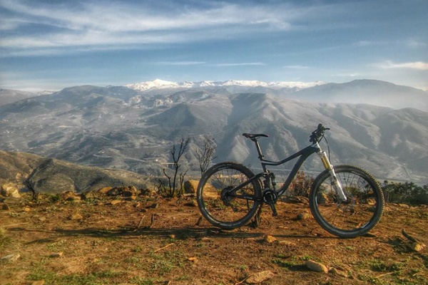 La foto del día en TodoMountainBike: "Sierra Nevada en verano"