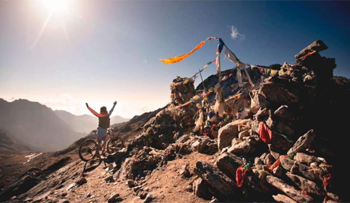 En TodoMountainBike: 'Mavic Quest - Episodio 1', rodando con Tito Tomasi a través de Nepal