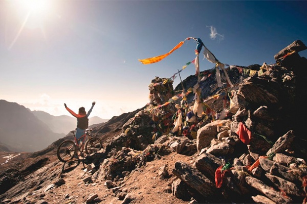 "Mavic Quest - Episodio 1", rodando con Tito Tomasi a través de Nepal