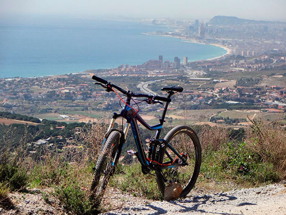 La foto del día en TodoMountainBike: 'Con vistas a BCN'