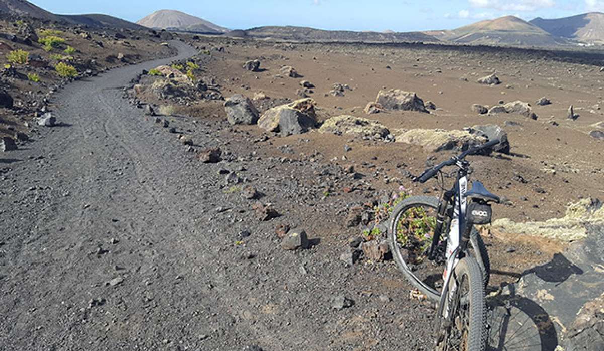 La foto del día en TodoMountainBike: 'En el parque de Timanfaya'