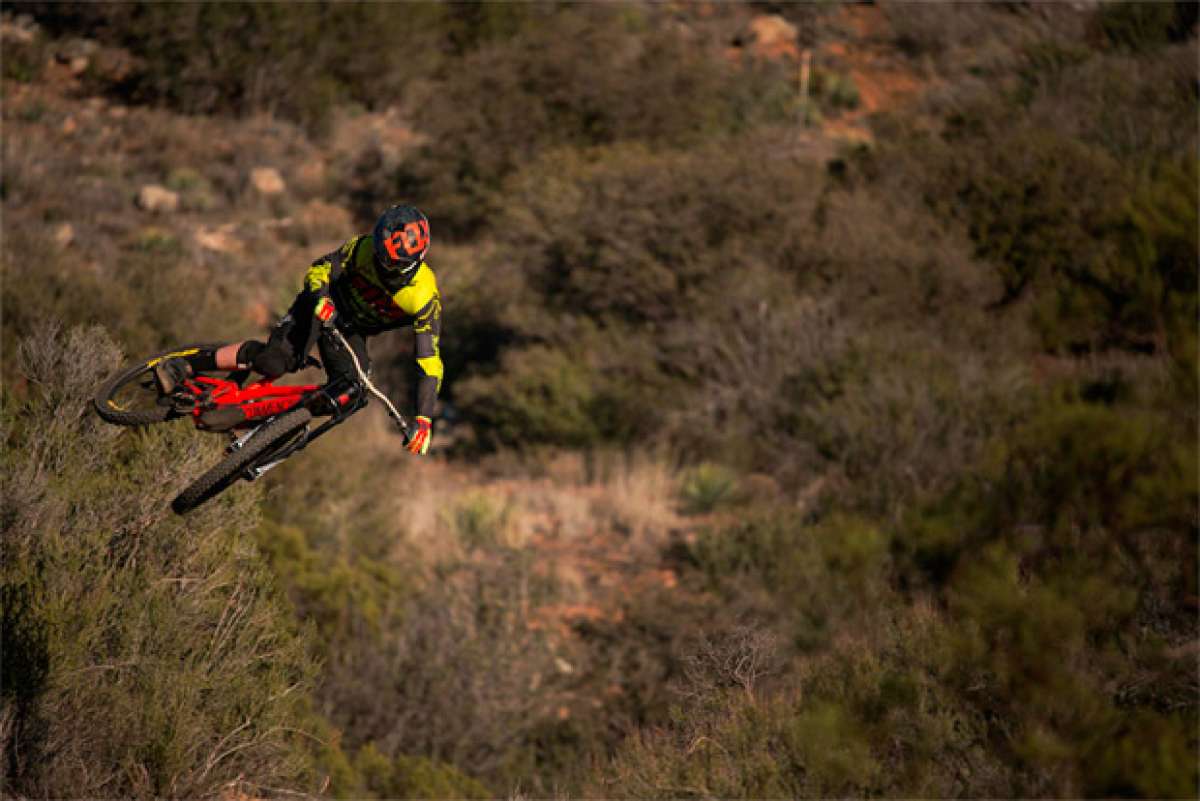 En TodoMountainBike: Conociendo a George Brannigan, nuevo piloto del Commencal Vallnord DH Racing Team