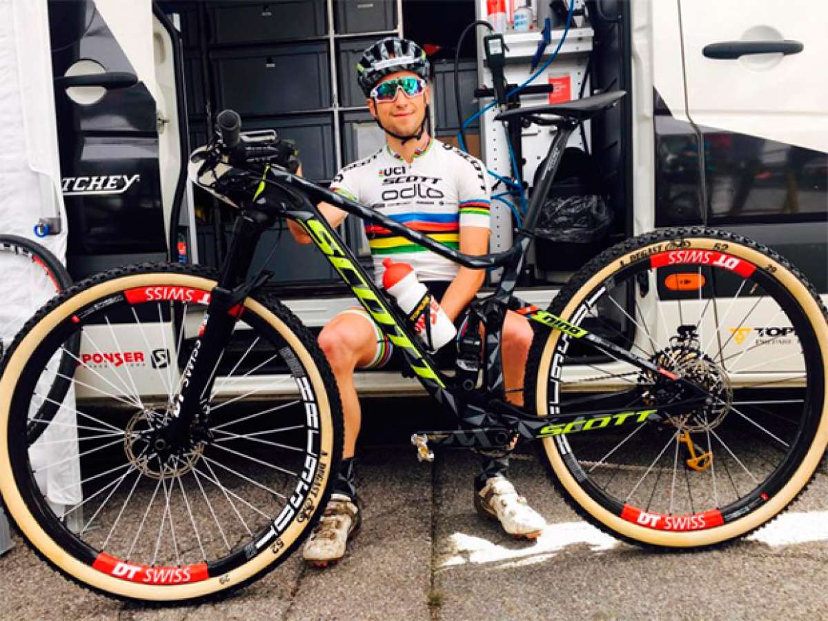 La nueva doble de Nino Schurter... ¿La Scott Spark de 2017?