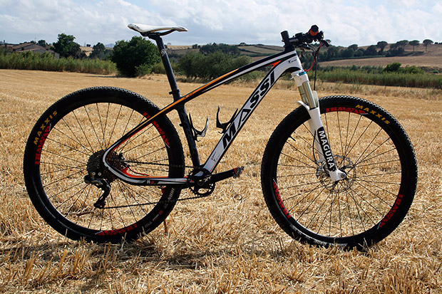 A prueba: Ruedas de carbono Trackstar 29 XC-27L