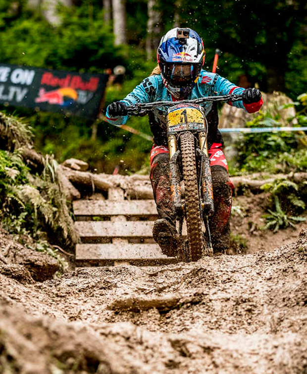 Rachel Atherton, un repaso a la historia de la Campeona de Descenso más laureada de todos los tiempos