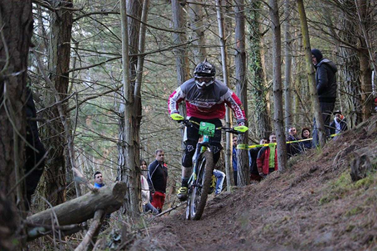 Victoria de José Antonio Díez Arriola en la primera prueba del Open EnduroAstur BTT 2016